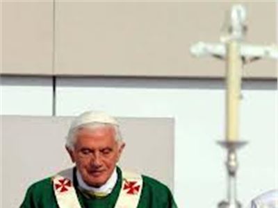 Pope Benedict XVI to resign, Papa Benedetto XVI si dimette