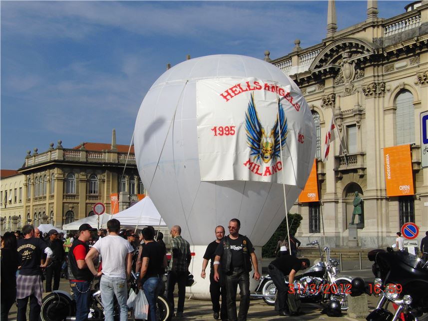 a Milano Raduno delle Harley Davidson/Open day al Politecnico 