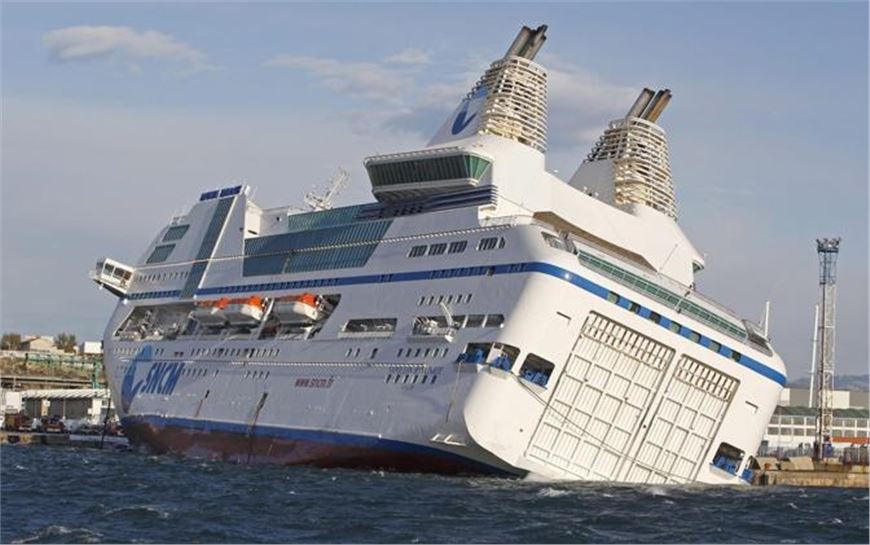 Accident dans le port de Marseille au ferry "Napoléon Bonaparte"