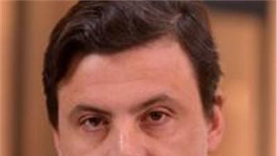 Al Salone del Mobile di Milano il Viceministro Calenda inaugura lo stand "Cucina, anima, design. L'Italia che vive"