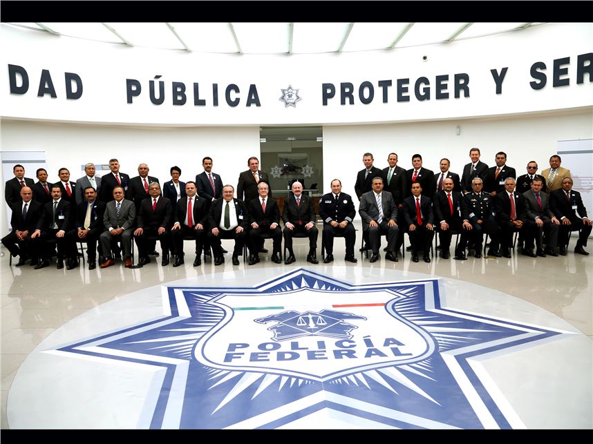 CONVOCA MONDRAGÓN Y KALB A LAS SECRETARÍAS DE SEGURIDAD PÚBLICA DEL PAÍS A TRABAJAR PARA LOGRAR UN MÉXICO EN PAZ