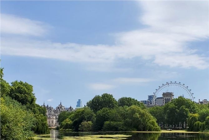 Cultural Rebirth in the AI Era: Fusion of Tech, Tradition, and Global Connectivity