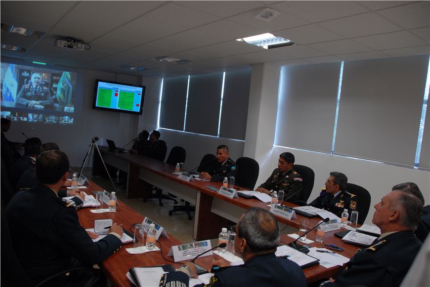 El General Salvador Cienfuegos Zepeda realizó una videoconferencia con los Comandantes de los Ejércitos que integran la Conferencia de Ejércitos  Americanos.