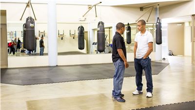 ENTRENA EN PUERTO RICO GIOVANI SEGURA PARA CHOQUE DE ESTE SÁBADO ANTE JONATHAN “BOMBA” GONZÁLEZ; SE REECUENTRA CON IVÁN CALDERÓN              