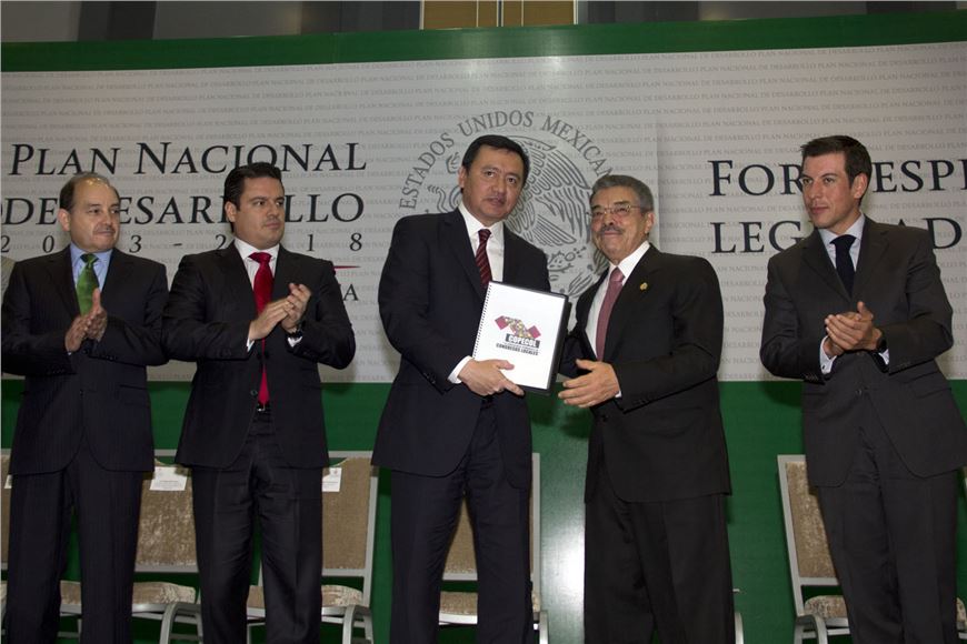 ES LA PLURALIDAD LA ENERGÍA QUE NUTRE AL PLAN NACIONAL DE DESARROLLO: MIGUEL ÁNGEL OSORIO CHONG