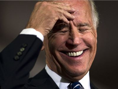 Joe Biden seems forget  Barack Obama's name 