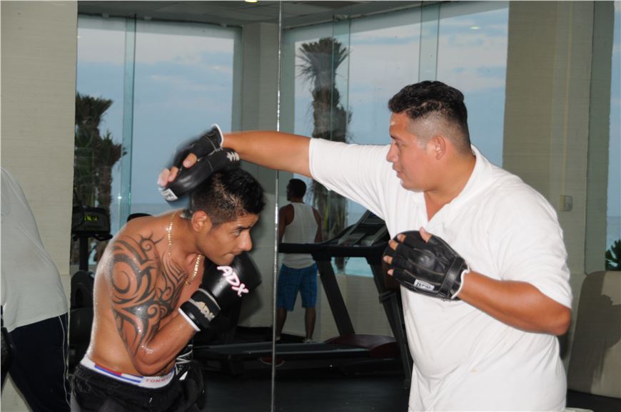  Juan Carlos Salgado promete pelea de Box espectacular en La Arena Oasis cancun.