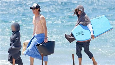 Julia Roberts likes holidays in Malibu with her Family