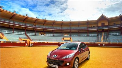 Les Français fidèles aux constructeurs nationaux