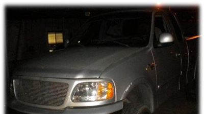 LOCALIZA POLICÍA FEDERAL 12 PAQUETES DE HEROÍNA OCULTOS EN LA CAJA DE TRANSFERENCIA DE UNA CAMIONETA