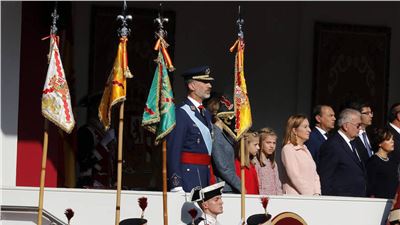 Los Reyes al  desfile de la Fiesta Nacional Hispanica 2017