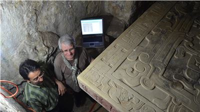 Mausoleo de Pakal  REALIZAN “ELECTROCARDIOGRAMA” A PIRÁMIDE DE PALENQUE 