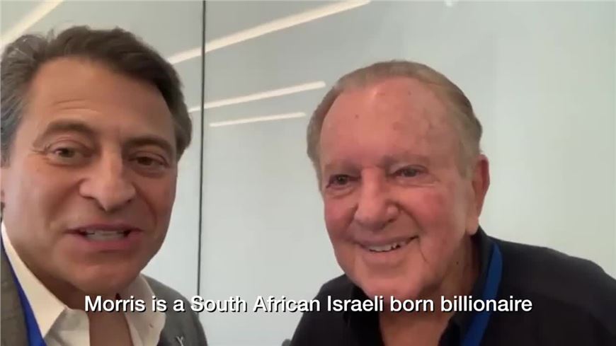 Peter Diamandis and billionaire Morris Kahn. Here are to inspiring the next generation of scientists, engineers, and innovators to take Moonshots.