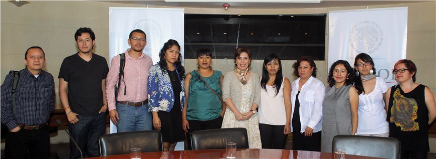 Pide Rosario Robles Berlanga a los jóvenes comprometerse con quienes menos tienen  