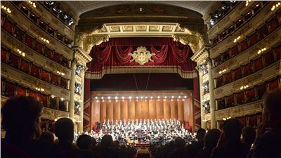 Pope Benedict XVI, at the concert at Milan’s “La Scala” Opera House: "We seek a God who does not reign from afar, but who comes into our lives and takes part in our suffering”‏
