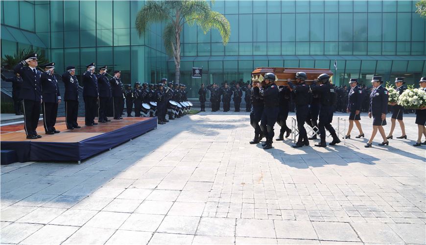 SE DESPIDE CON HONORES A ELEMENTO DE LA POLICÍA FEDERAL CAIDO EN CUMPLIMIENTO DEL DEBER EN MICHOACÁN