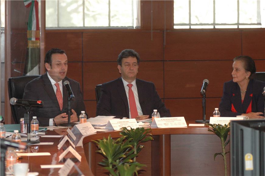 SE INSTALÓ EL COMITÉ ORGANIZADOR DEL PREMIO NACIONAL DE ACCIÓN VOLUNTARIA Y SOLIDARIA 2013