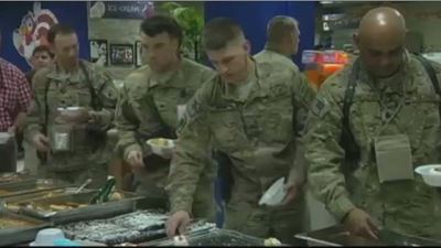 US Troops in Afghanistan Enjoy Thanksgivingk
