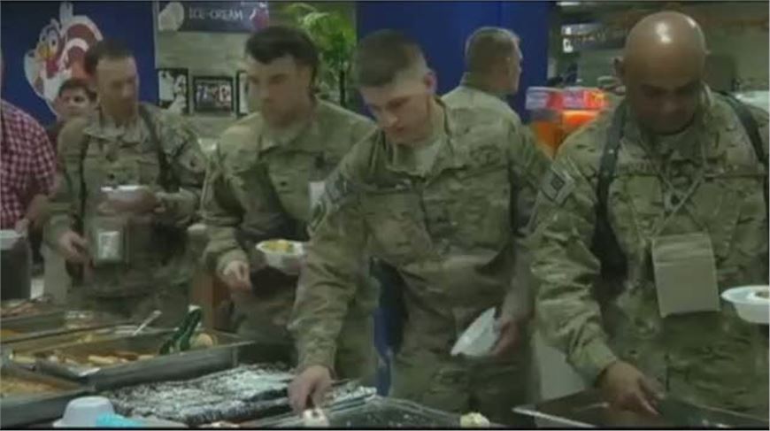 US Troops in Afghanistan Enjoy Thanksgivingk