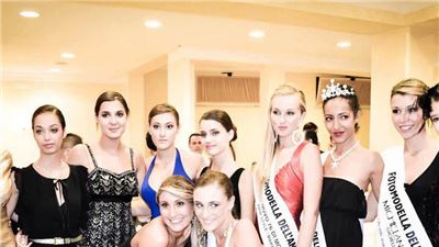 Via alle selezioni di "Fotomodella dell'anno 2013". 